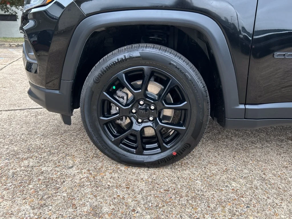 Used 2024 Black Jeep Latitude image 26