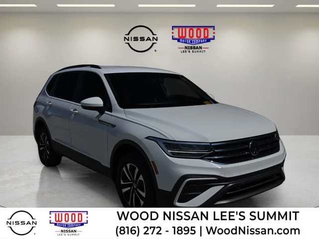 Used 2022 Pure White Volkswagen 2.0T S image 1