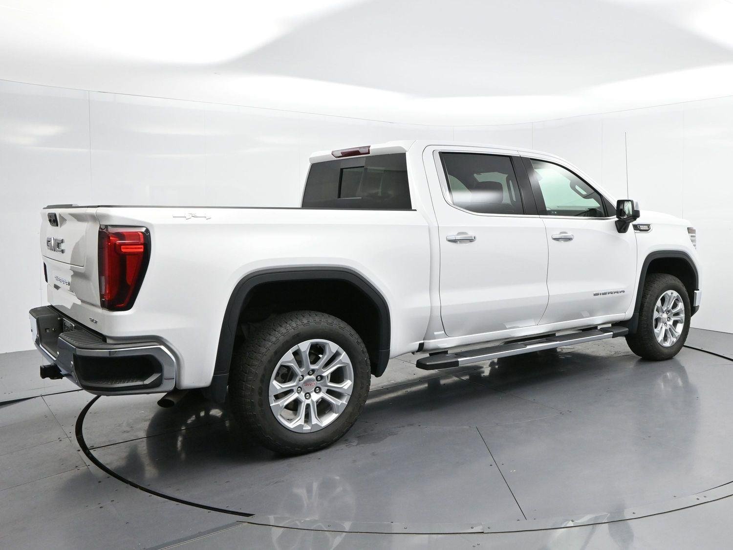 Used 2023 Summit White GMC SLT image 7