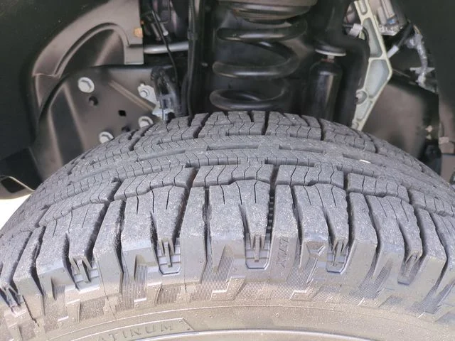 Used 2024 Gray Ford Limited image 11