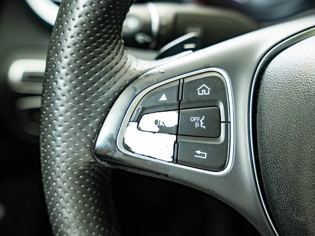 Used 2018 White Mercedes-Benz C 300 image 29