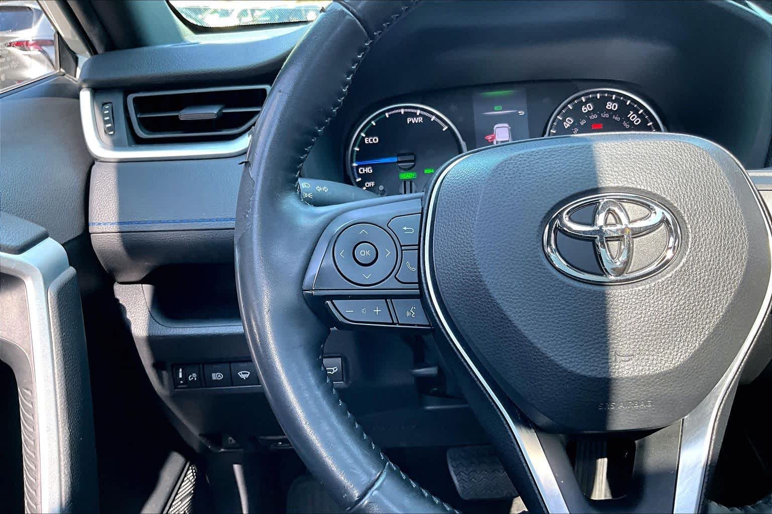 Used 2022 Blizzard Pearl Toyota Hybrid SE image 24