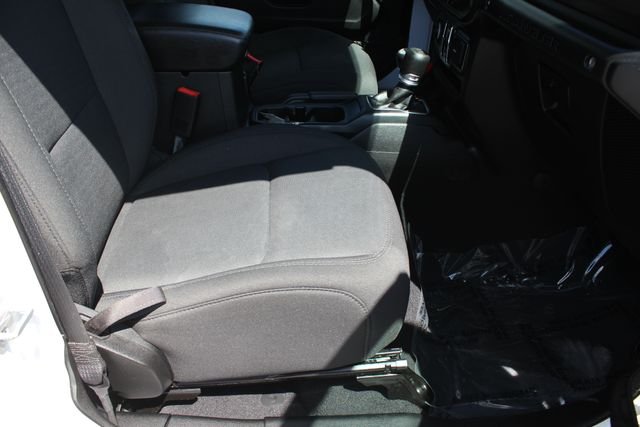 Used 2019 White Jeep Unlimited Sport S image 29