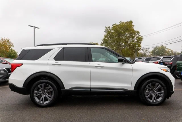 Used 2023 White Ford XLT image 5