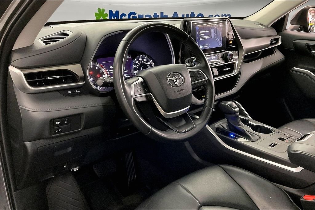 Used 2023 Gray Toyota XLE image 17