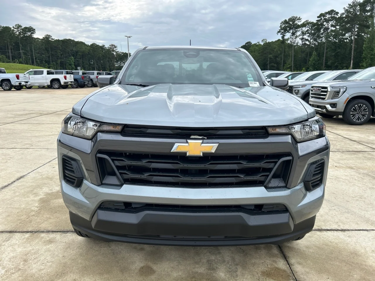New 2026 Sterling Gray Metallic Chevrolet LT image 5