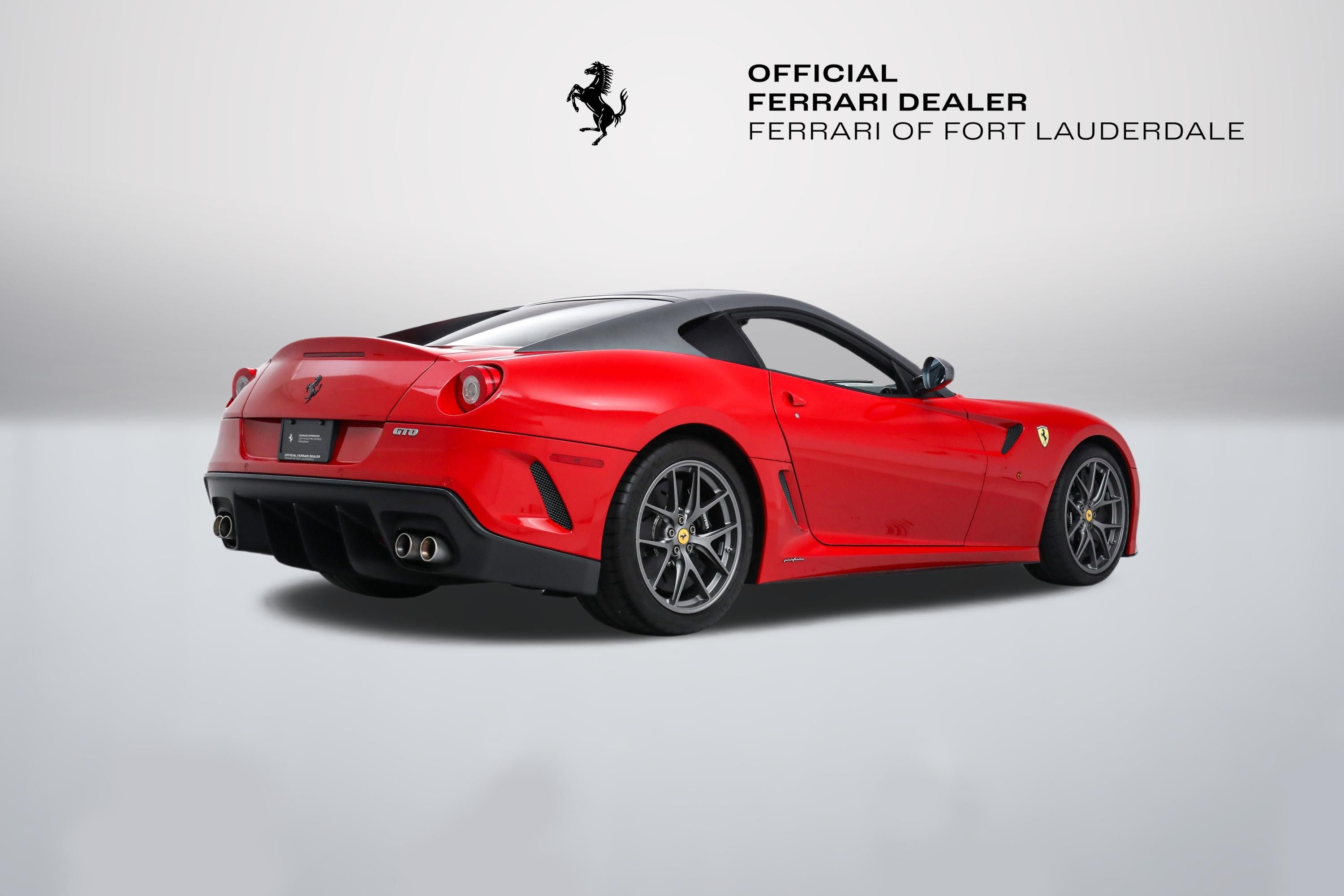 Used 2011 Rosso Corsa Ferrari  image 3