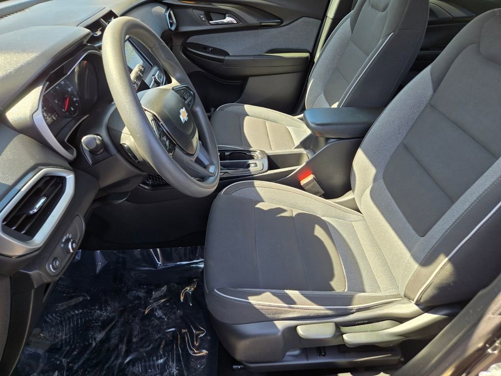 2021 Chevrolet Trailblazer LS - Photo 10