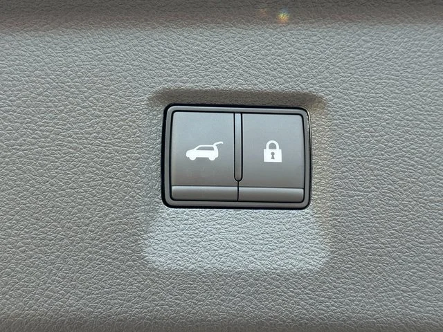 Used 2026 Gray INFINITI SPORT image 32