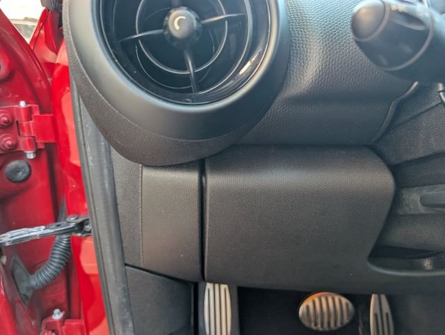 Used 2014 Red MINI Paceman image 11
