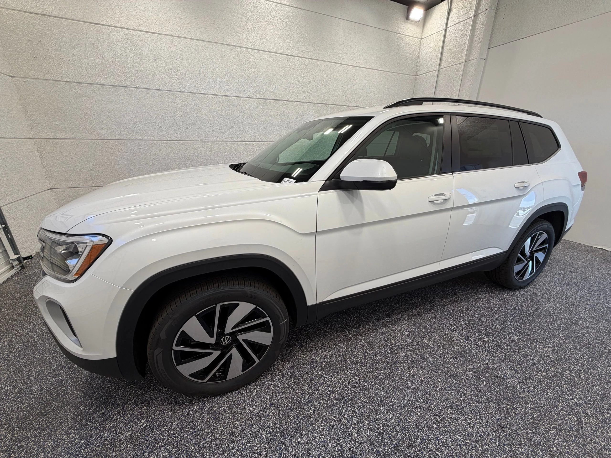New 2026 White Volkswagen 2.0T SE w/Technology image 2