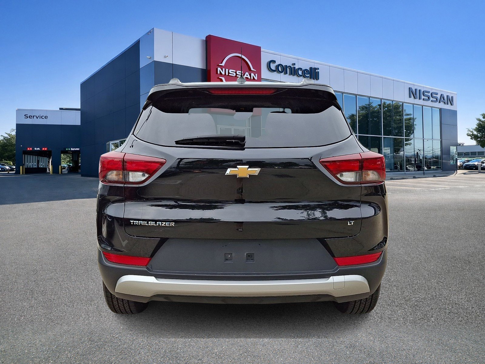 Used 2024 Mosaic Black Metallic Chevrolet LT image 4
