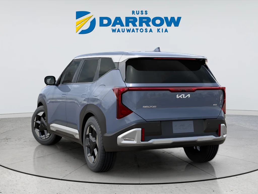 New 2027 Pale Gray Kia S image 2