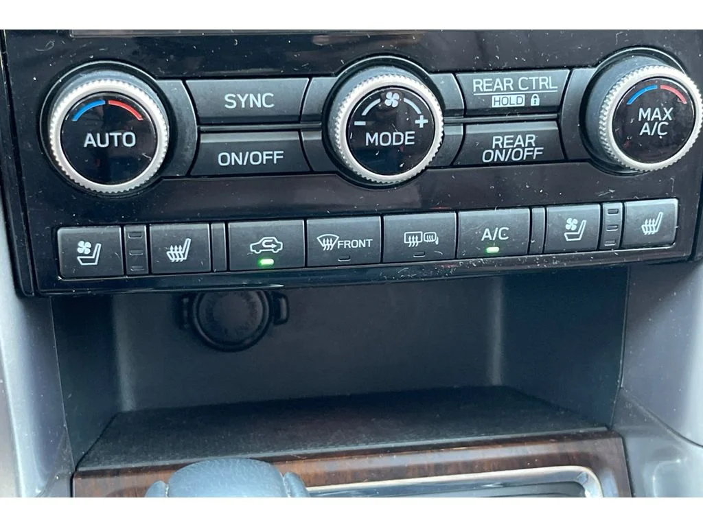 Used 2021 Crystal White Pearl Subaru Touring image 32