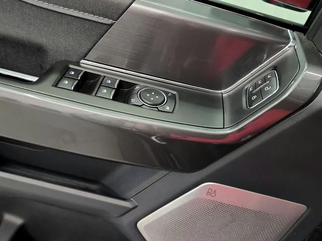 Used 2023 Black Ford Lariat image 19