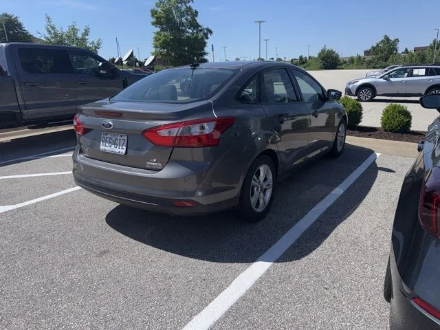 Used 2014 Sterling Gray Metallic Ford SE image 3