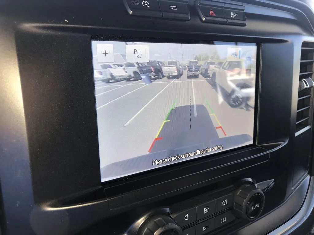 Used 2023 White Ford XL image 17
