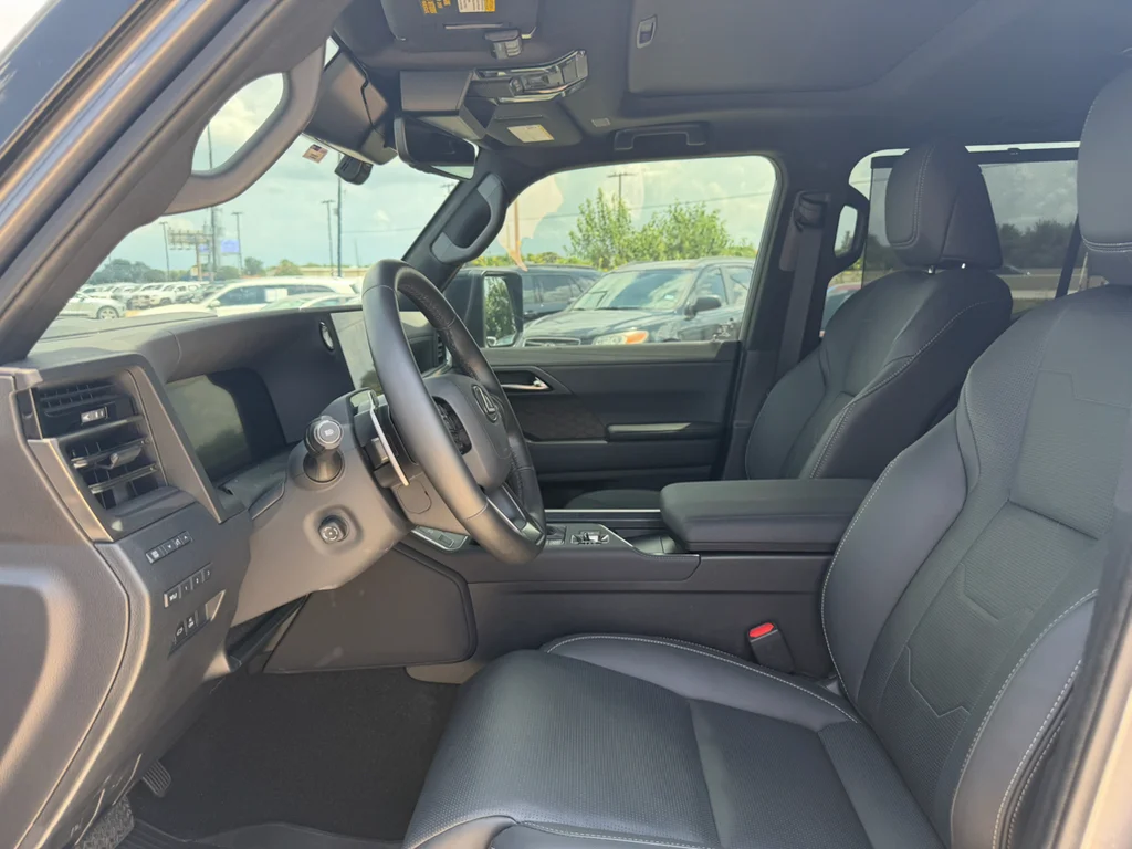 Used 2025 Nebula Gray Pearl Lexus Luxury image 10