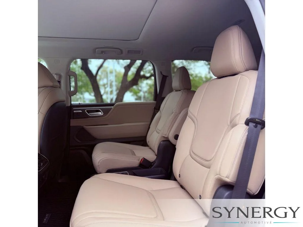 New 2026 RADIANT WHITE INFINITI Pure 4WD image 30