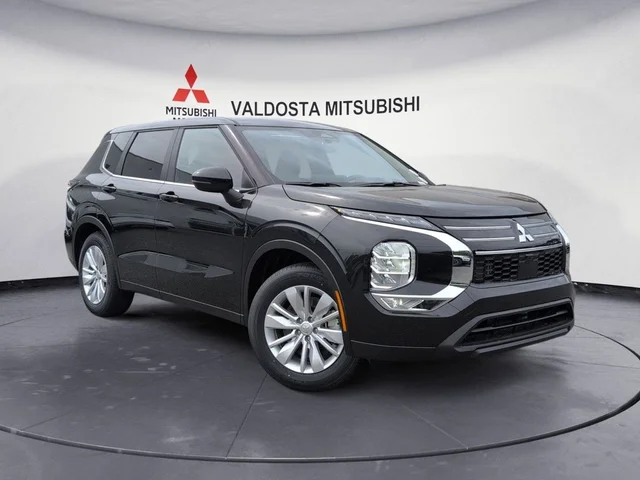 2026 Mitsubishi Outlander ES
