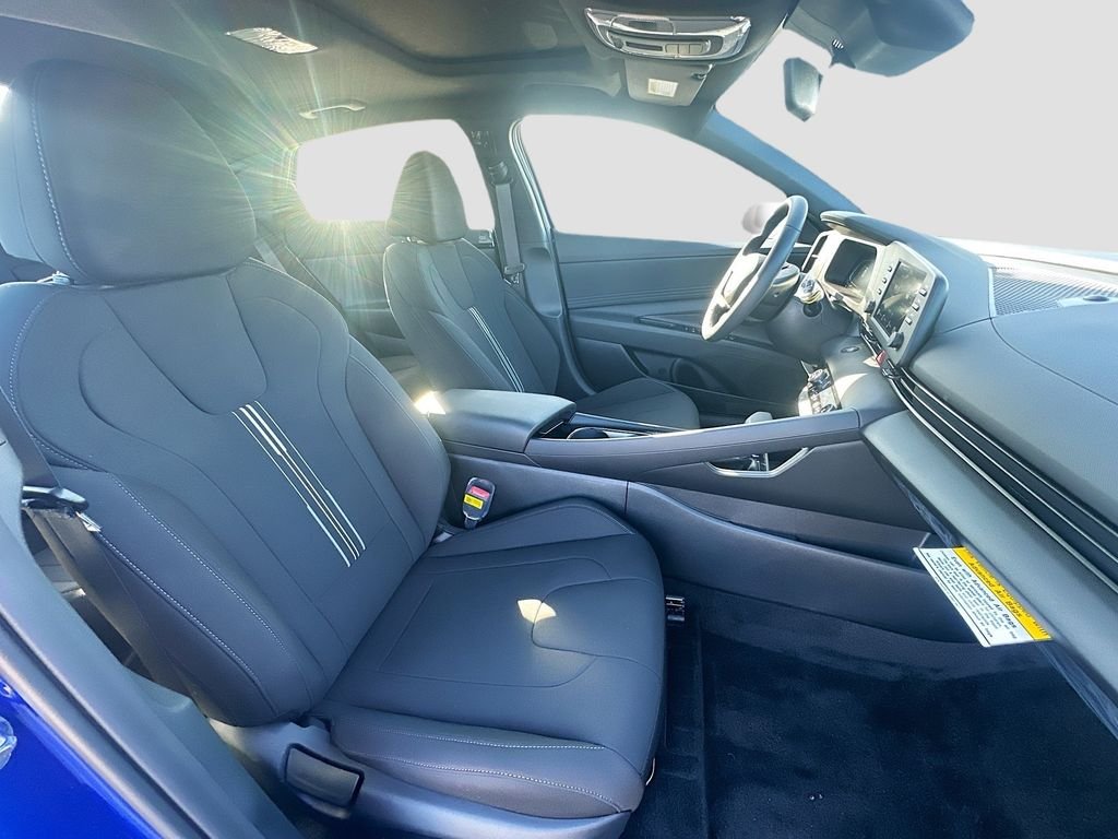 2026 Hyundai Elantra SEL - Photo 16