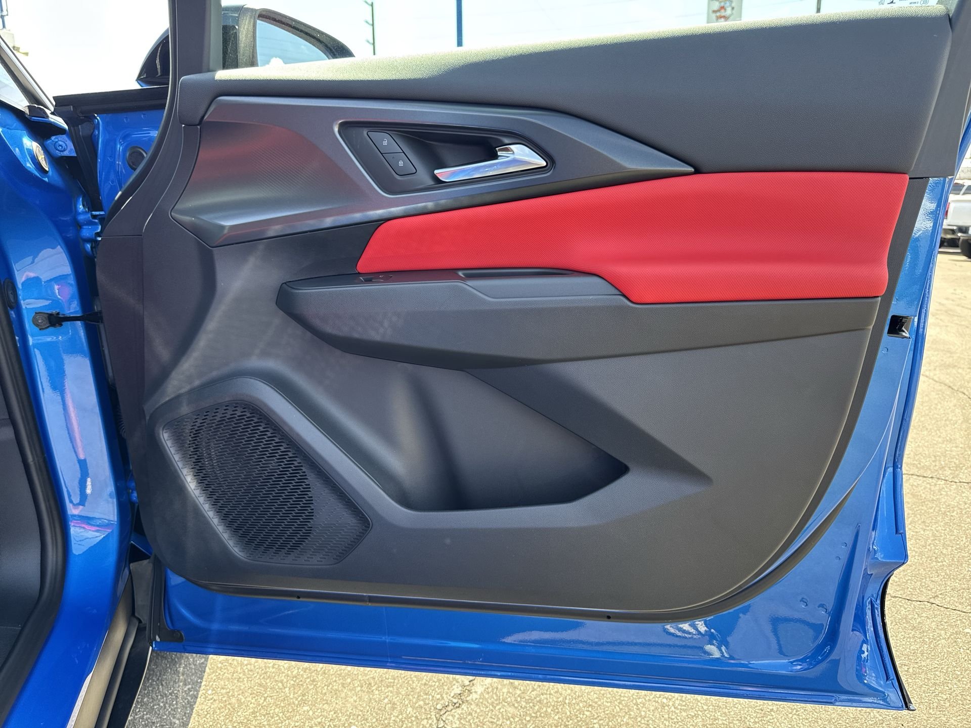 2026 Chevrolet Equinox EV RS - Photo 74