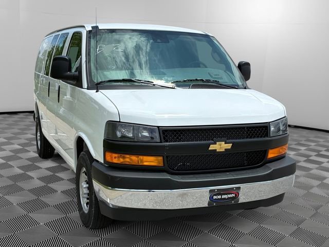 2026 Chevrolet Express Cargo Work Van - Photo 7