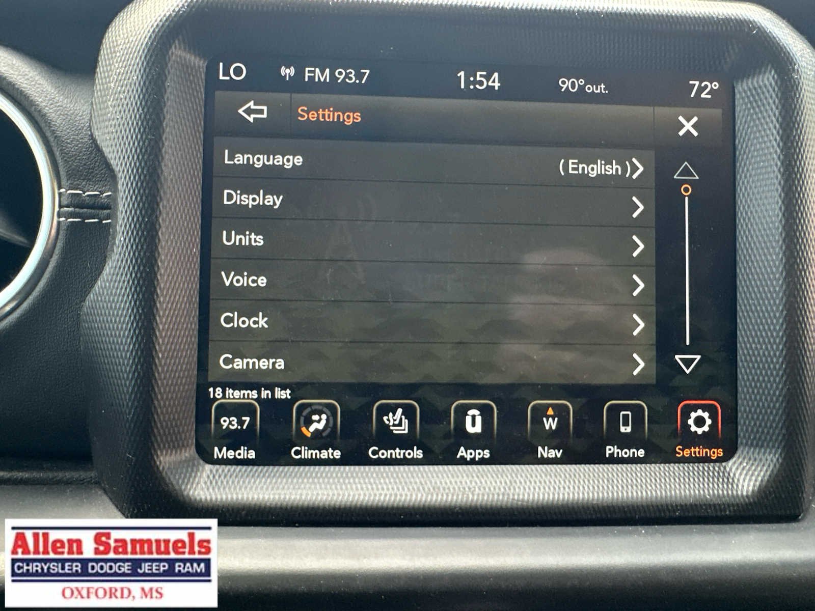 Used 2022 High Velocity Clearcoat Jeep Unlimited Sahara image 29