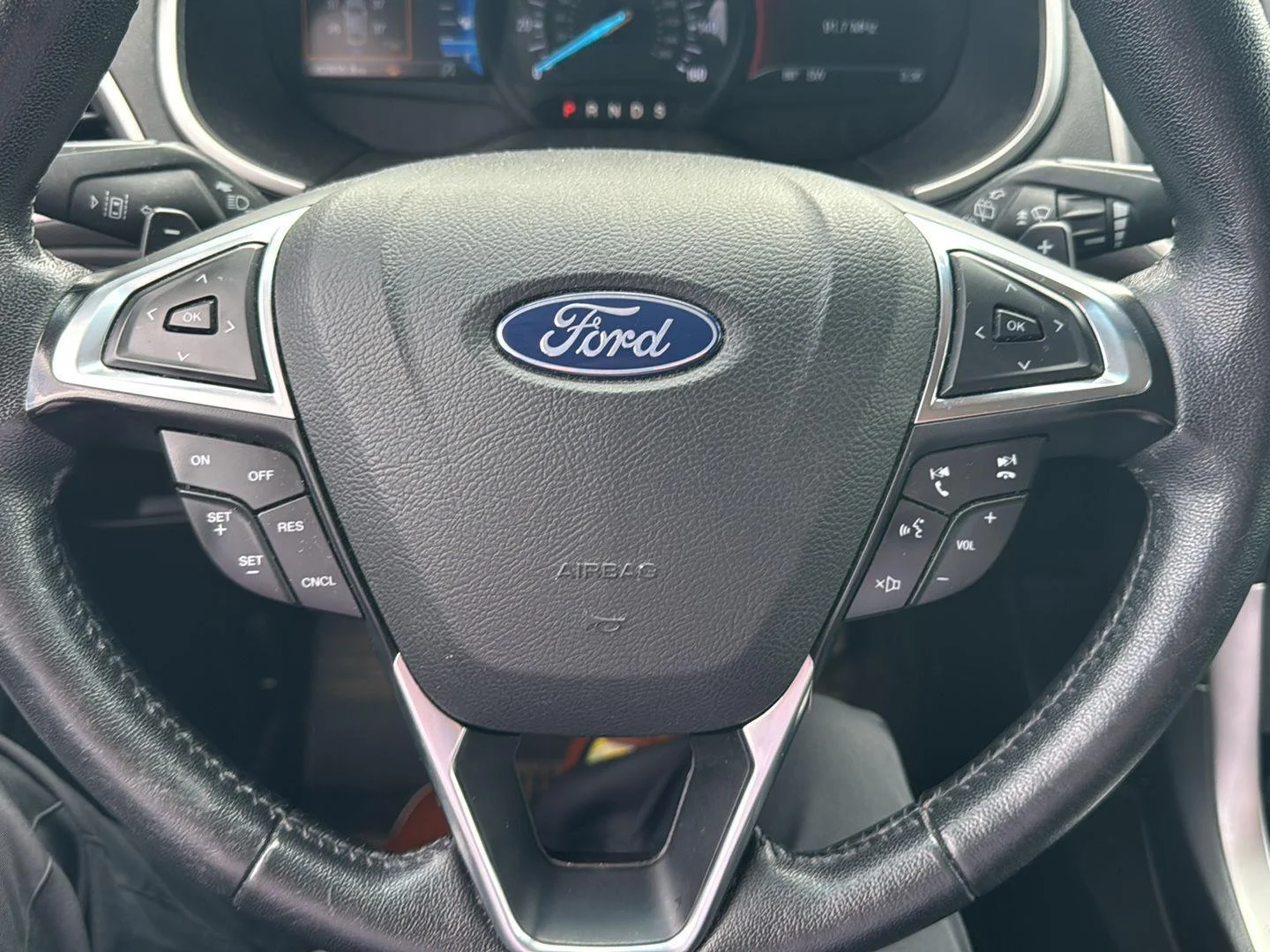 Used 2020 Magnetic Ford SEL image 8