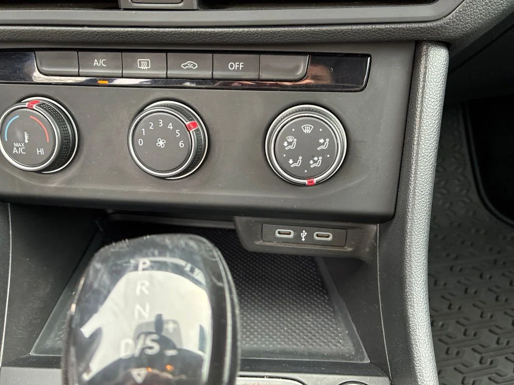 Used 2023 Gray Volkswagen 1.5T Sport image 19