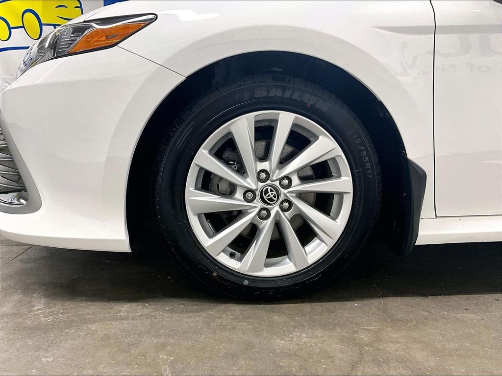 Used 2023 White Toyota LE image 7