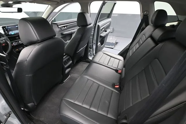 Used 2025 Gray Honda EX-L image 37