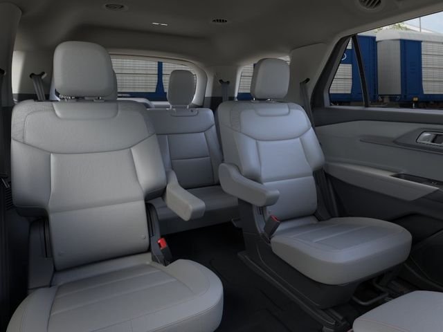New 2026 Space White Metallic Ford Active image 12