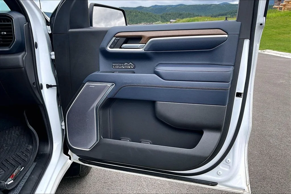 2022 Chevrolet Silverado 1500 High Country - Photo 25