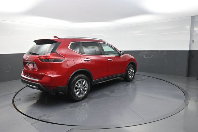 Used 2017 Red Nissan SV image 8