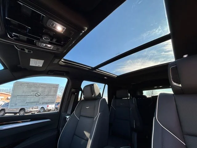 2026 Cadillac Escalade Luxury - Photo 31