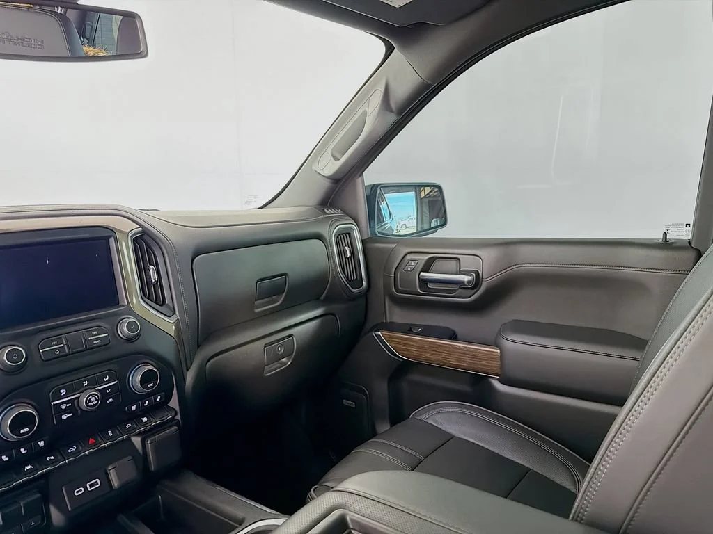 Used 2022 Satin Steel Metallic Chevrolet High Country image 22