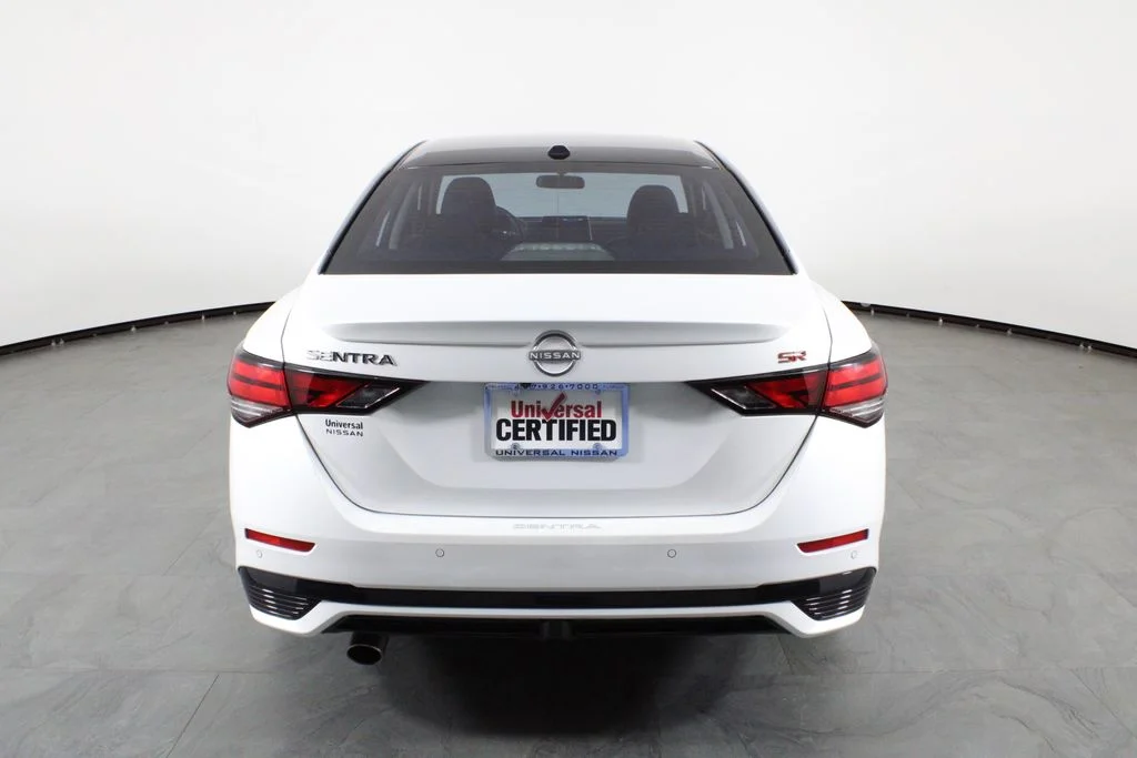 2025 Nissan Sentra SR - Photo 8