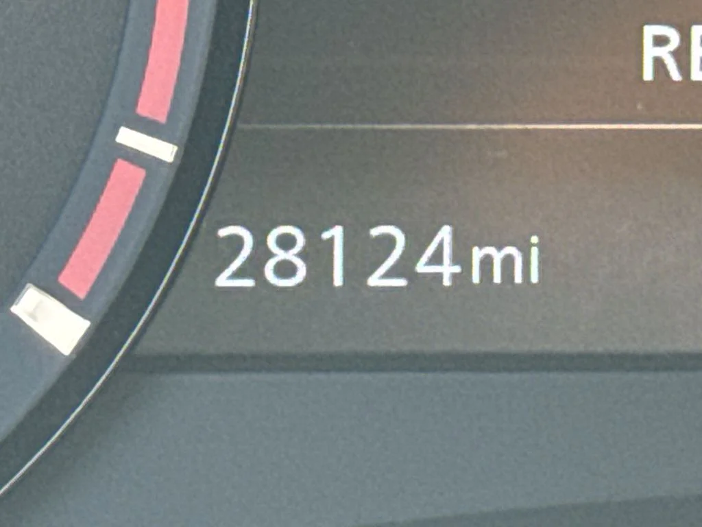 Used 2025 Black Nissan PRO-X image 27