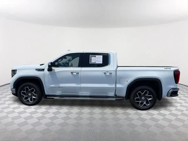 Used 2025 Summit White GMC SLT image 8