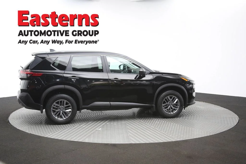Used 2023 Black Nissan S image 39