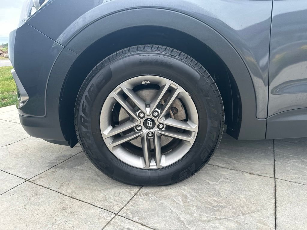 Used 2017 Gray Hyundai 2.4 Base image 7