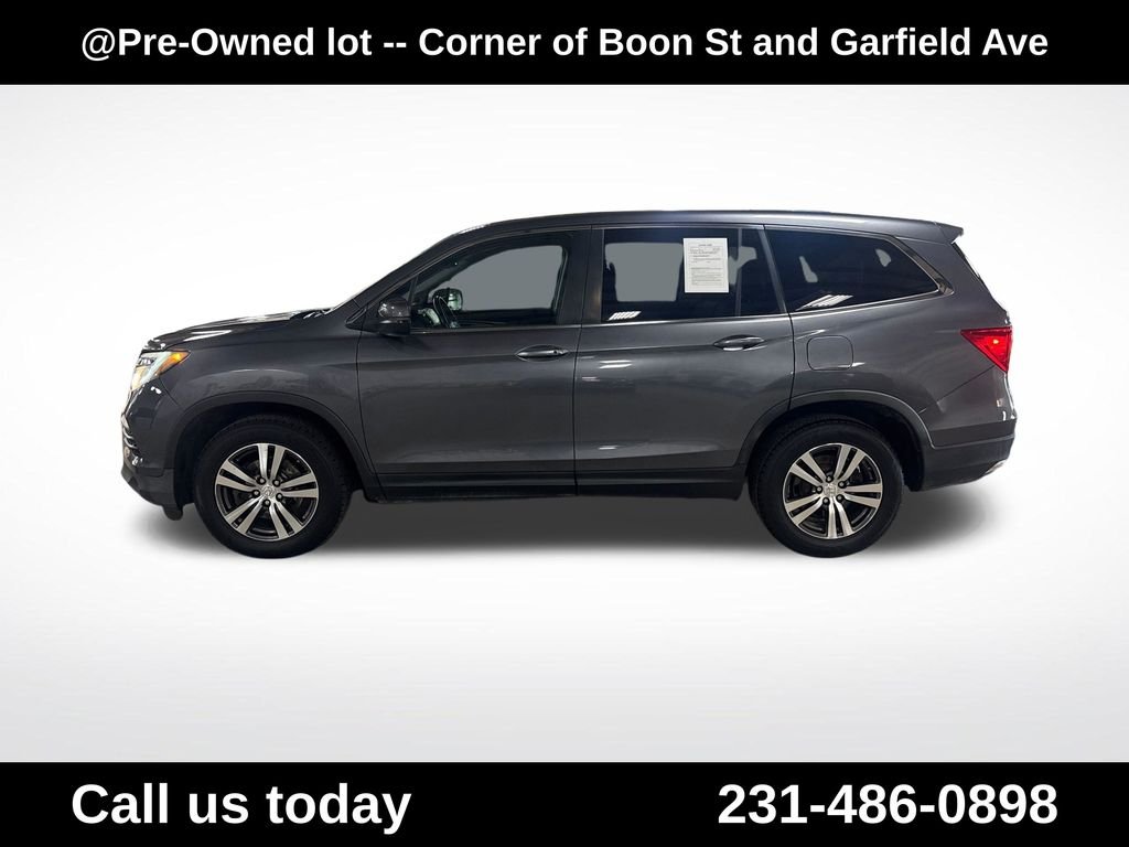Used 2016  Honda EX-L image 2