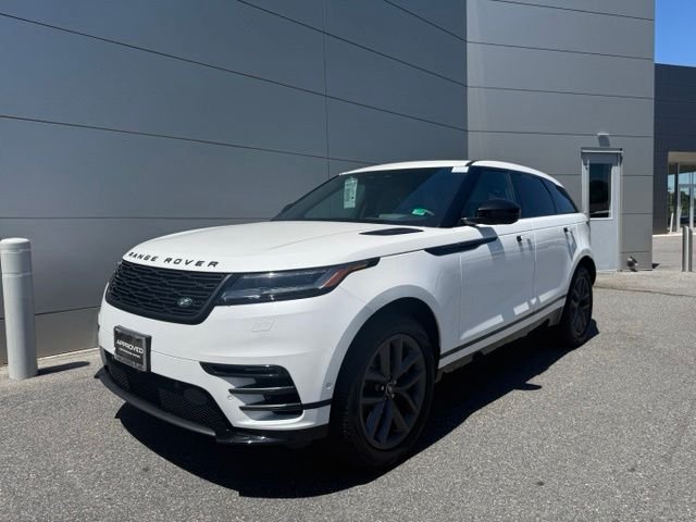 2026 Land Rover Range Rover Velar Dynamic SE