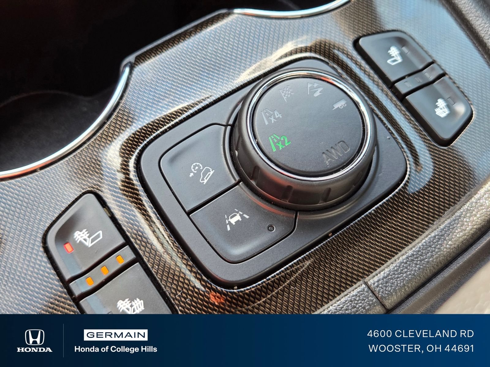 2023 GMC Acadia AT4 - Photo 36