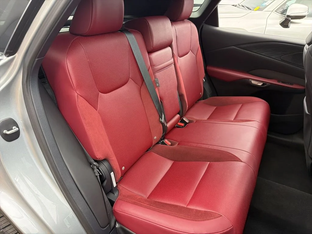 Used 2024 Silver Lexus 500h F SPORT Performance image 23