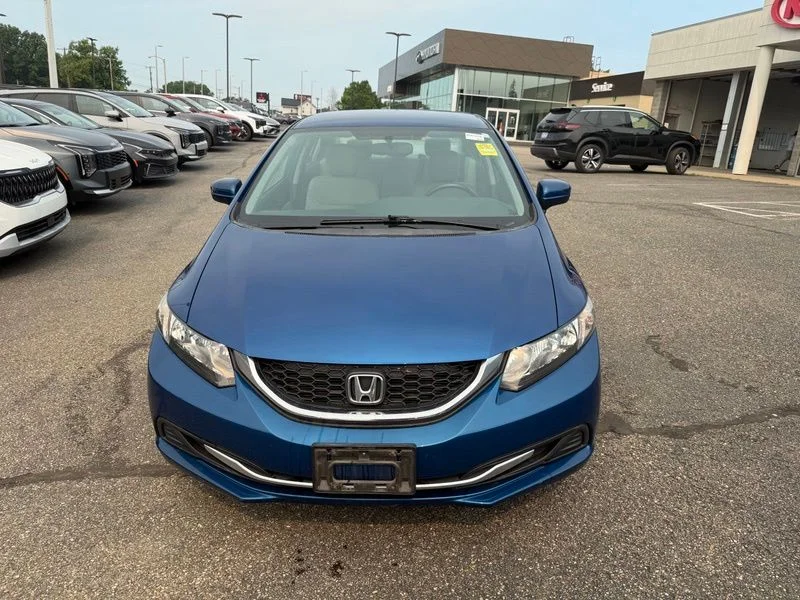 Used 2015 Blue Honda LX image 2