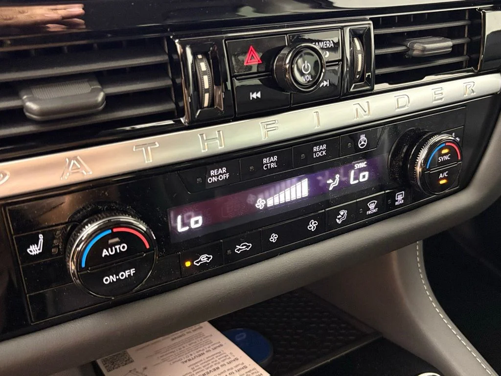 New 2026 Everest White Pearl TriCoat Nissan SL image 29