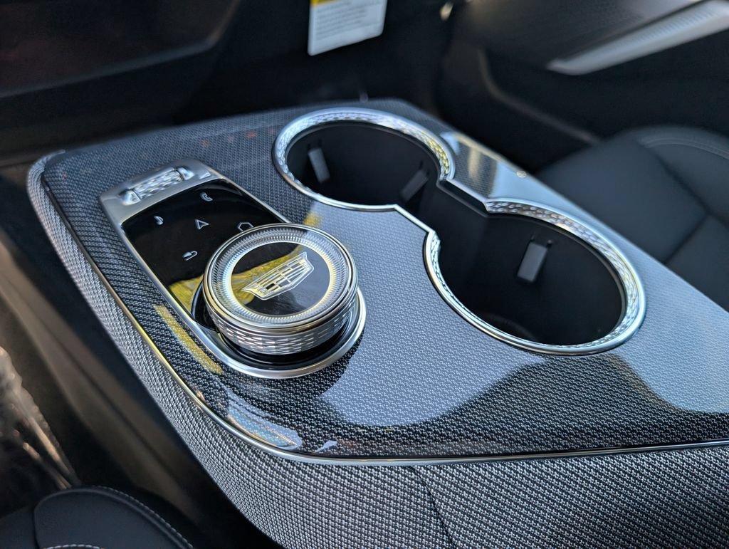 2027 Cadillac OPTIQ Sport - Photo 34