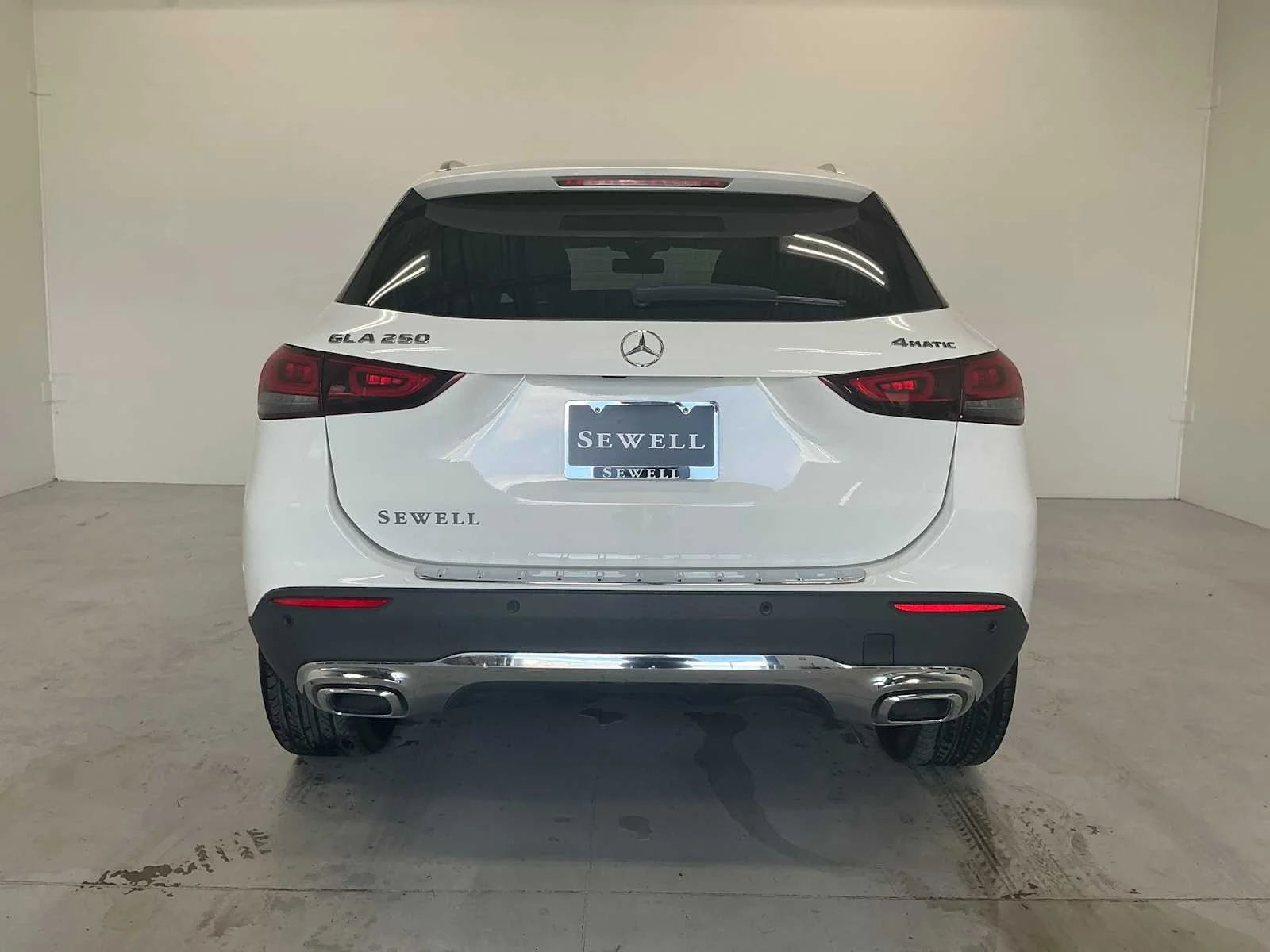 Certified Used 2022 Polar White Mercedes-Benz GLA 250 image 5